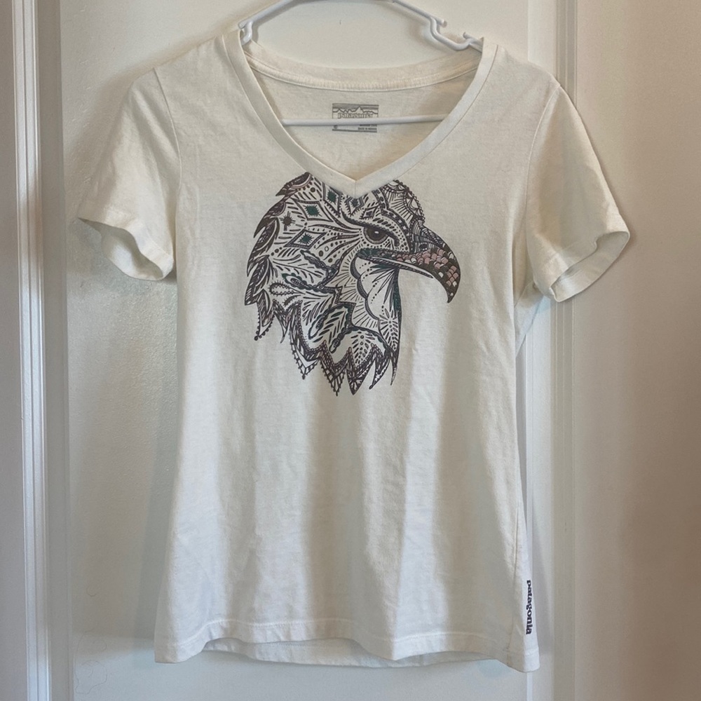 Patagonia Women’s Eagle Top size Small